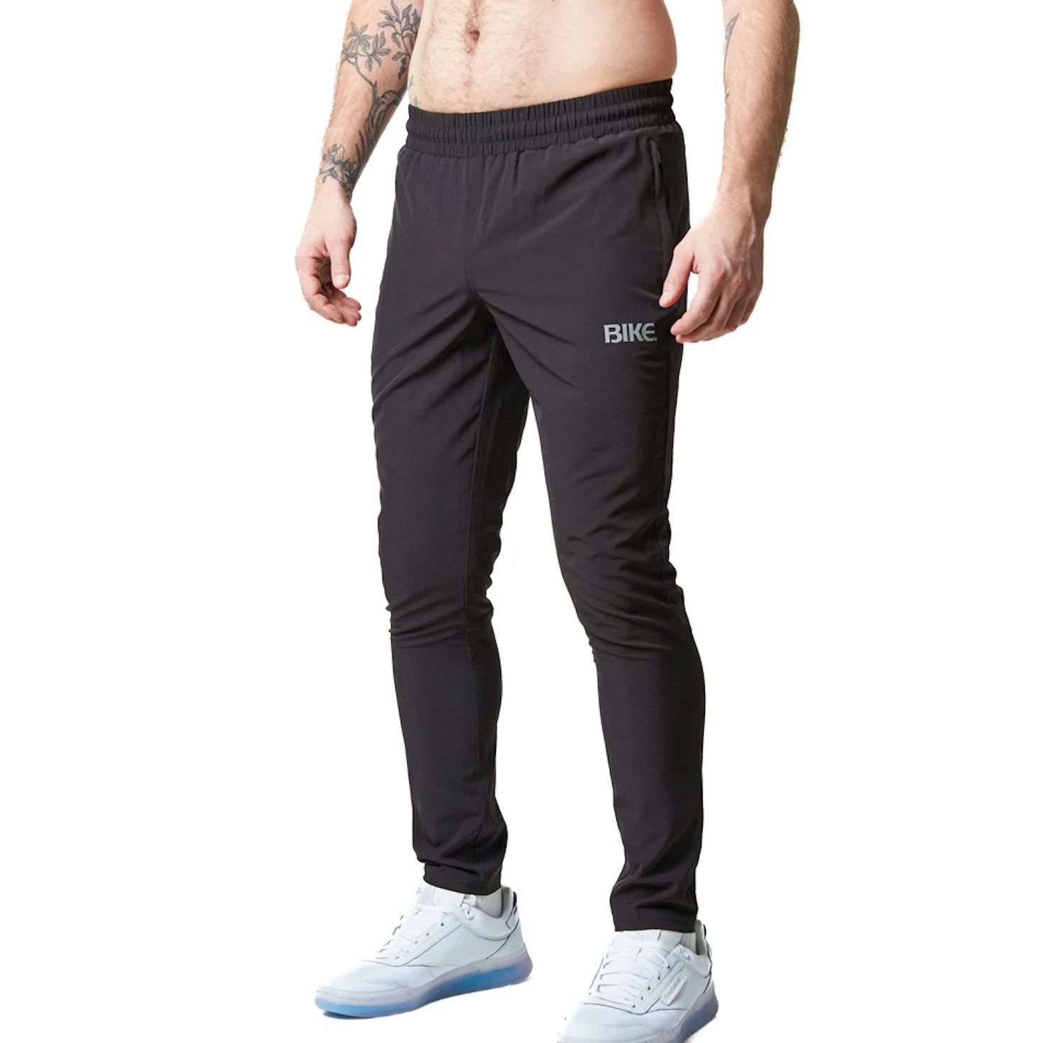 Man wearing black BIKE® active pants